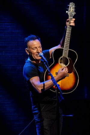 Springsteen Trên Sân Khấu